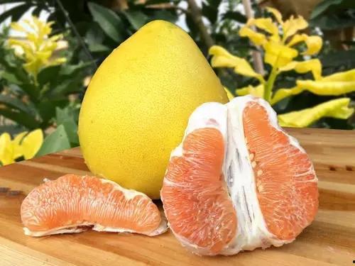 吃瓜能吃柚子吗,吃瓜也能吃柚子？揭秘柚子与西瓜的奇妙组合