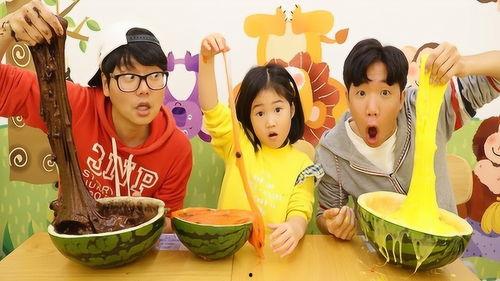 吃瓜哥哥和妹妹,揭秘娱乐圈的甜蜜与苦涩