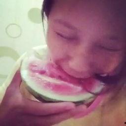 你吃瓜吗视频,揭秘“吃瓜吗”视频背后的热门话题与娱乐焦点