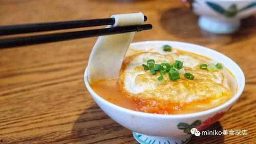 成都天府吃瓜,瓜果飘香，品味夏日悠闲生活