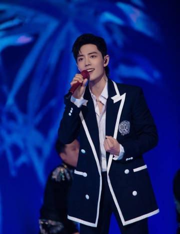 吃瓜综艺恩,揭秘明星幕后生活