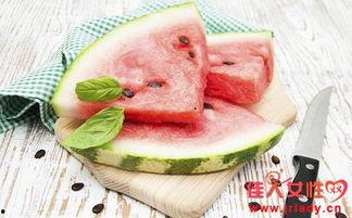 孕妇吃脆瓜的好处,营养健康两不误的孕期美食选择