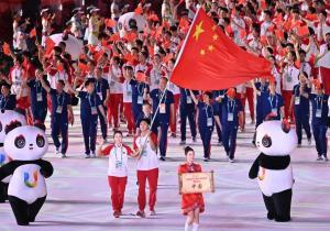 成都大运会吃瓜事件视频,一场意外引发的舆论风波