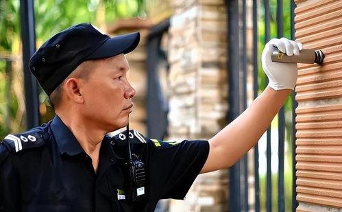 吃瓜保安大爷小说,揭秘都市背后的神秘故事 第1张 吃瓜保安大爷小说,揭秘都市背后的神秘故事 第1张