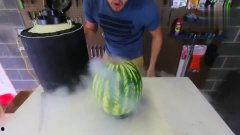 好兄弟吃瓜视频,揭秘娱乐圈幕后故事